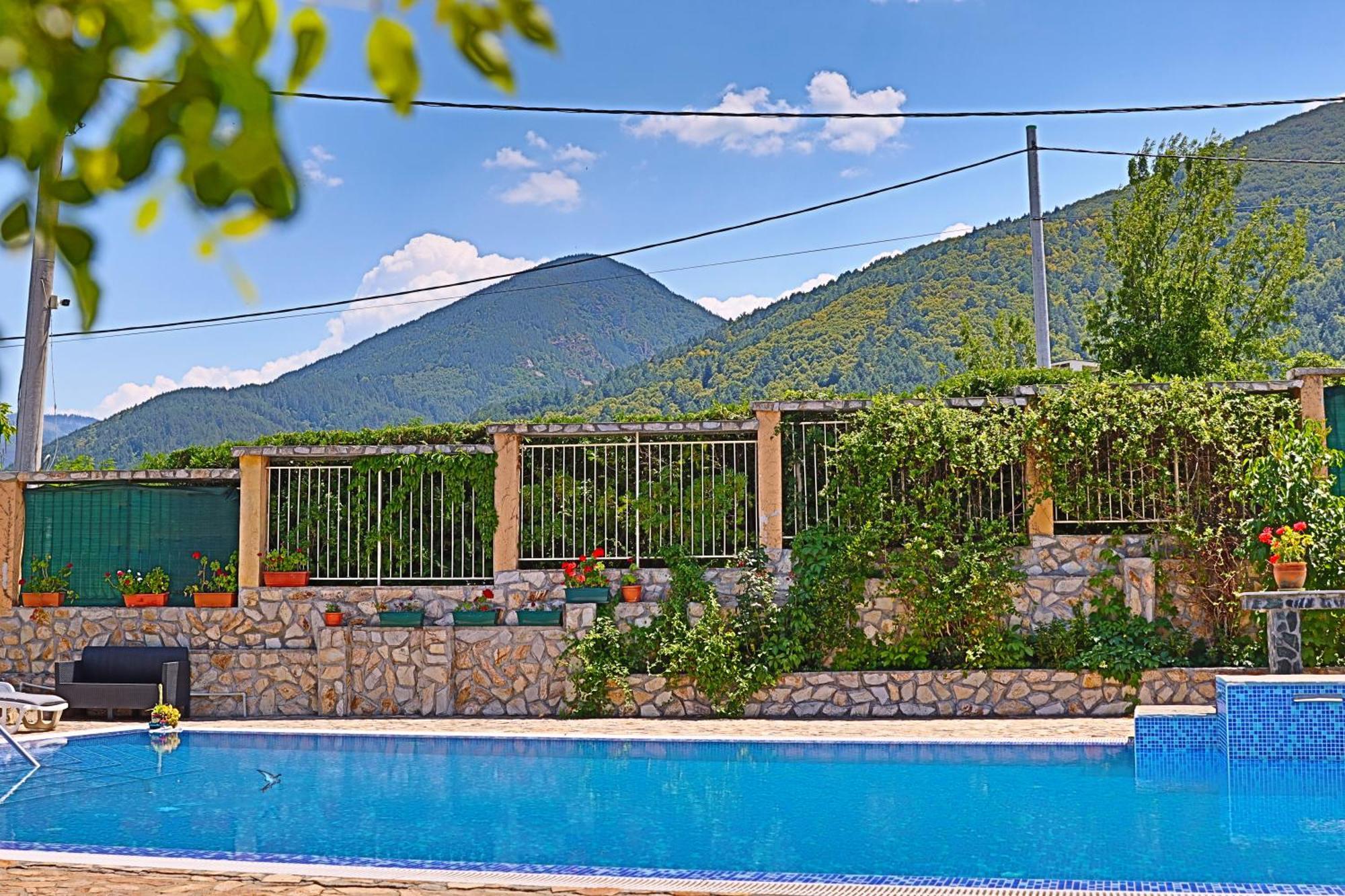 Holiday House Kubrat Saparewa Banja Exterior foto