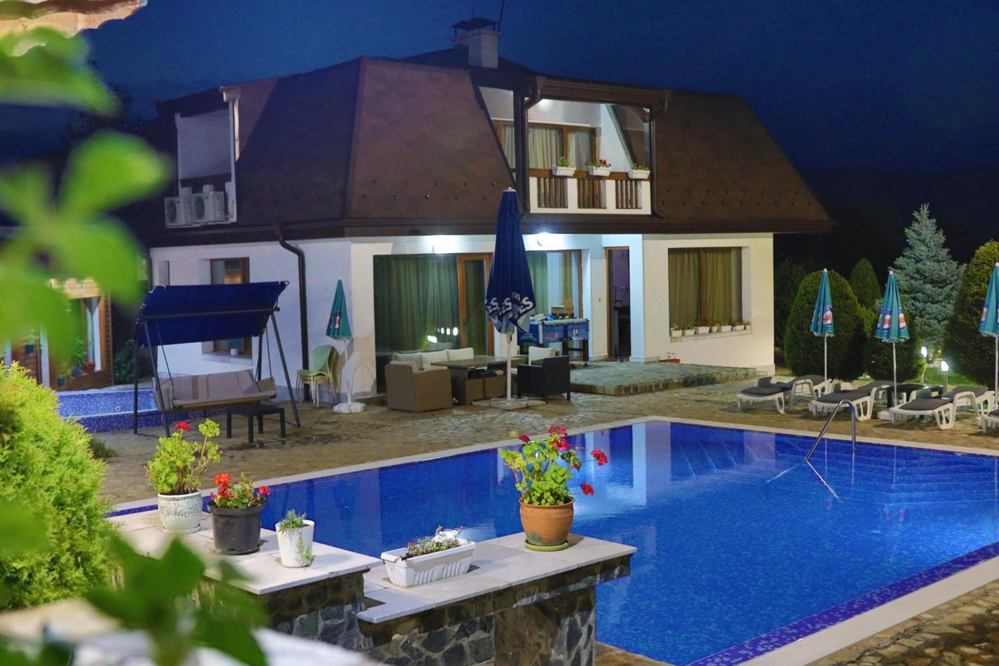 Holiday House Kubrat Saparewa Banja Exterior foto